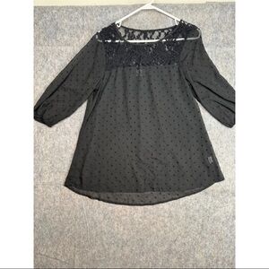 Bobeau Blouse Women's Medium‎ Black Polka Dot Lace Yoke 3/4 Sleeve Pullover Top